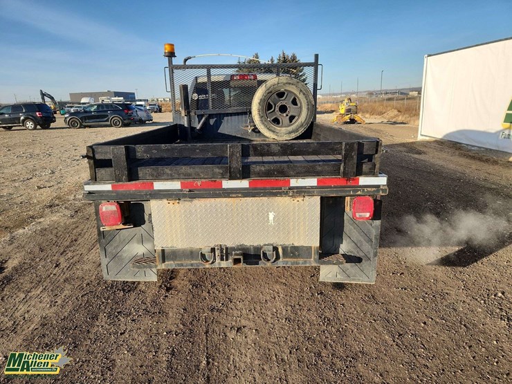 2017-dodge-2500-image-27