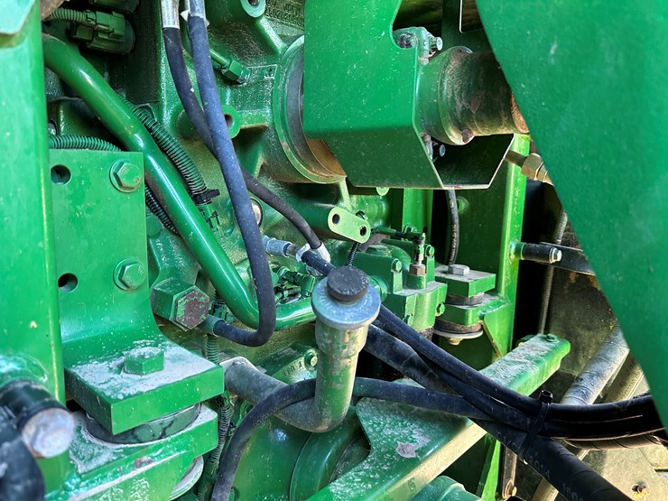 #32570-•-2012-john-deere-9360r-4x4-articulating-tractor-1rw9360rkep011018-image-50