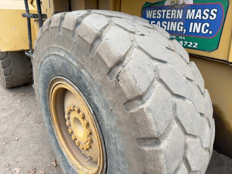 2008-caterpillar-938h-image-14