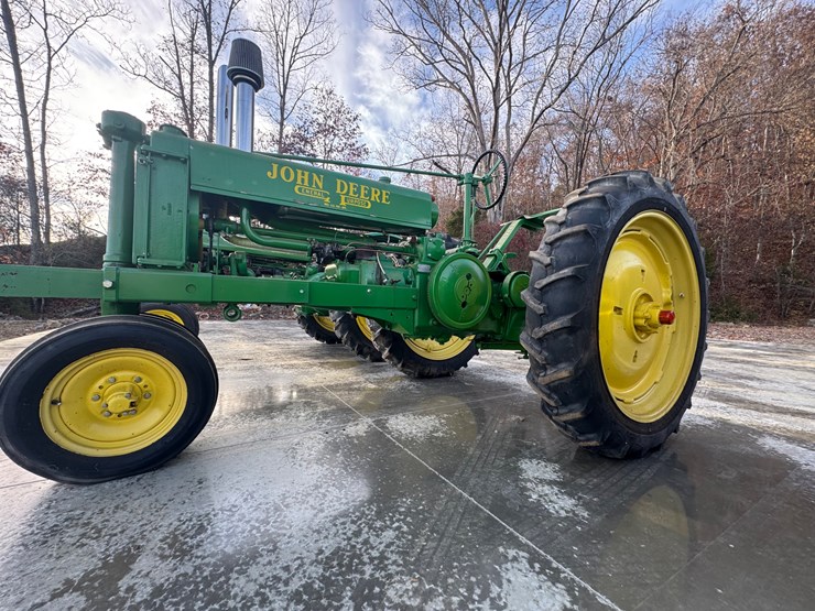 john-deere-model-b-image-3