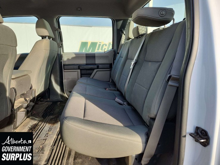 2017-ford-f350-image-18