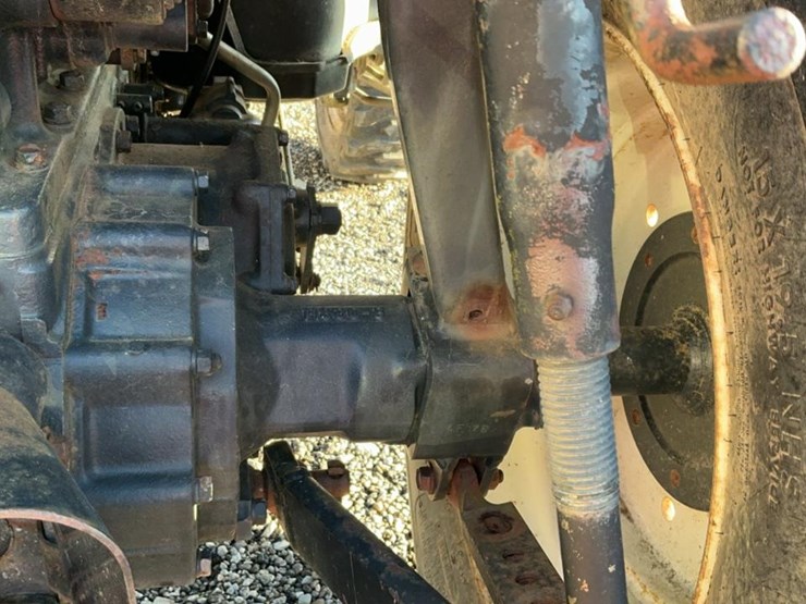 new-holland-tc29da-image-28