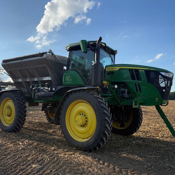 JOHN DEERE 600R