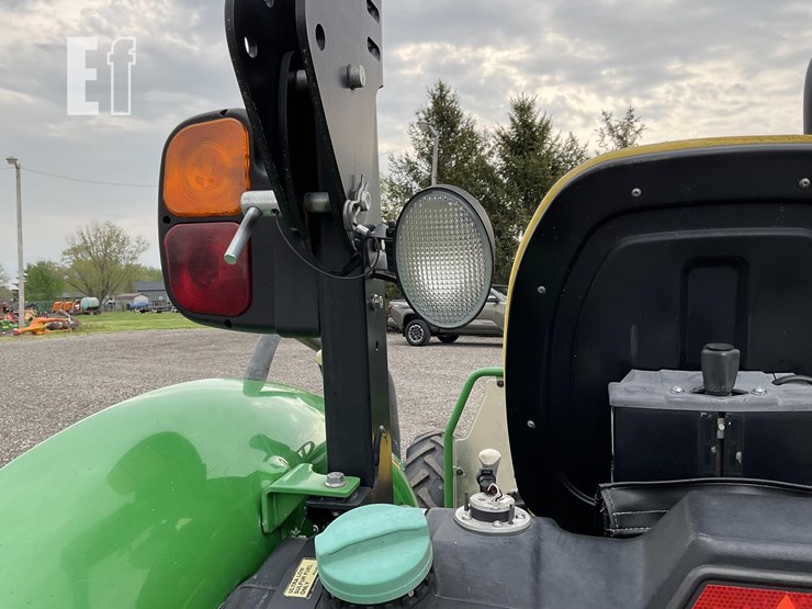 2021-john-deere-5055e-image-7