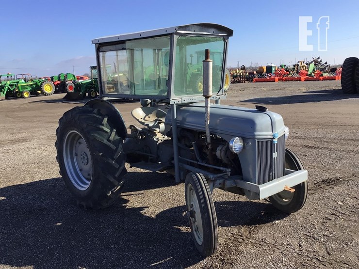 1946-ford-2n-image-2