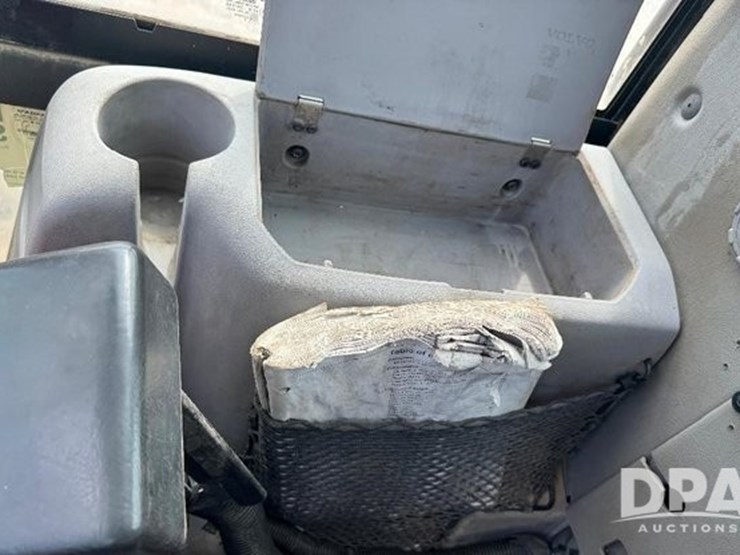 2007-volvo-l120f-image-45