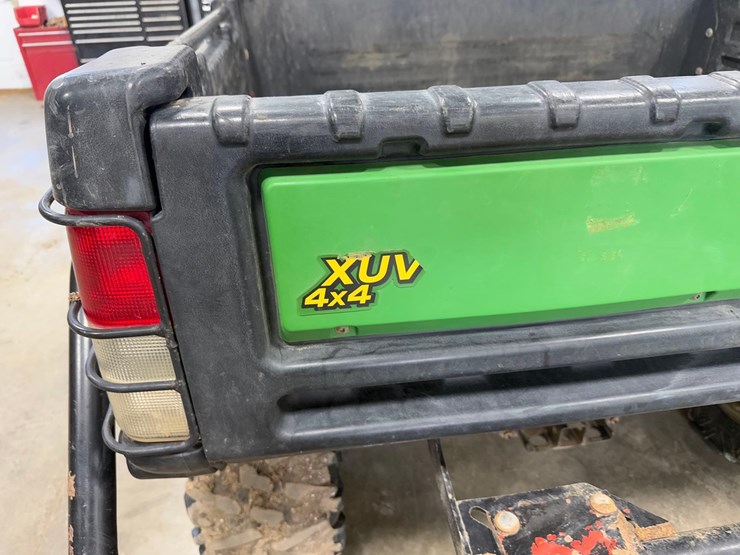 john-deere-gator-image-6