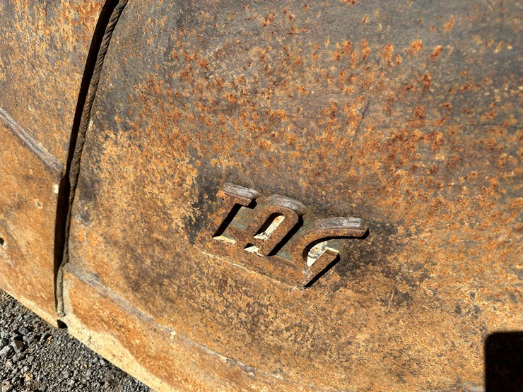 #32583-•-tag-42"-excavator-bucket-image-5