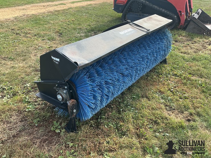 erskine-ab840hdx-84”-power-broom-attachment-image-3