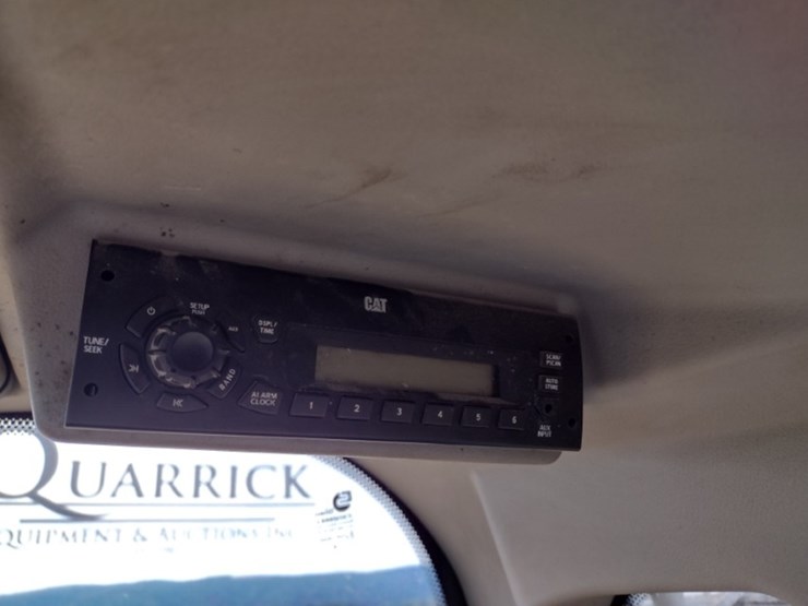 13-cat-407c-telehandler-w/bucket-&-forks-(qea-5956)-image-11