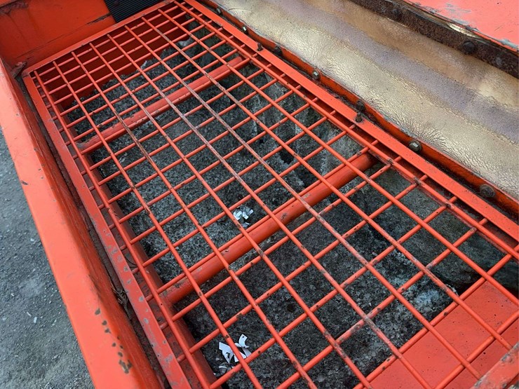 holder-c992-image-16