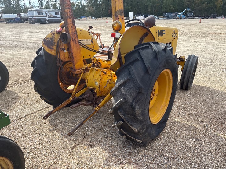massey-ferguson-20c-image-3