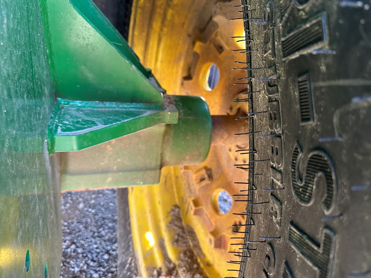 #32570-•-2012-john-deere-9360r-4x4-articulating-tractor-1rw9360rkep011018-image-15