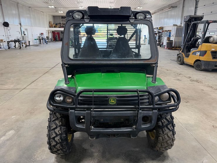 john-deere-gator-image-2