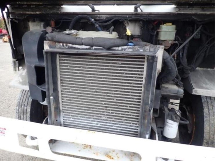 2008-freightliner-mt55-image-48