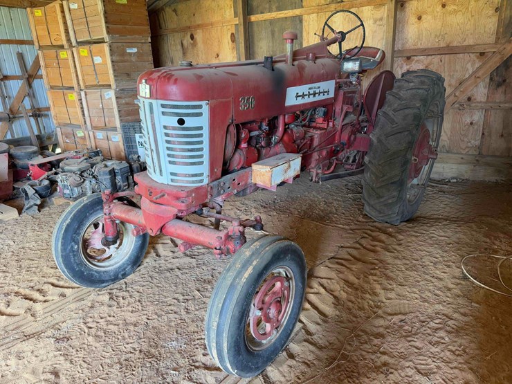 case-ih-350-image-2