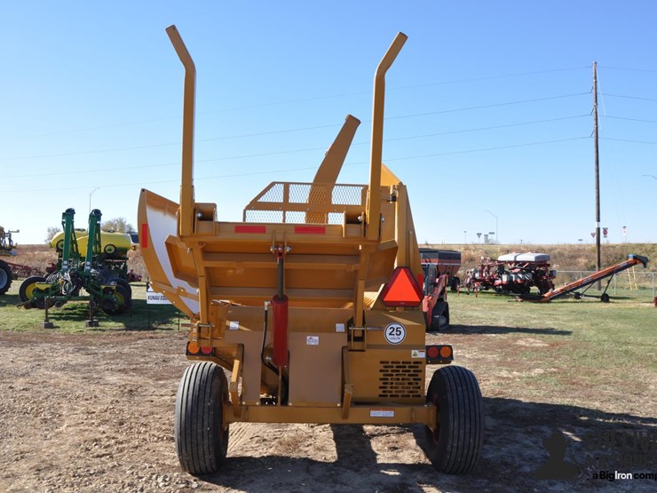 2023-haybuster-2574-image-4