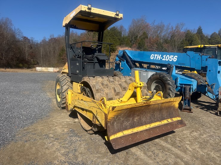 #1299-•-bomag-articulating-vibratory-compactor-roller-image-2