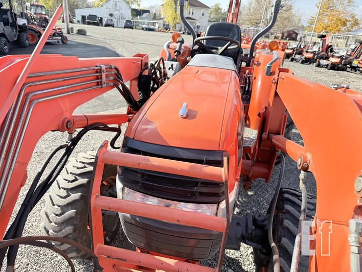 2005-kubota-l4330hst-image-12