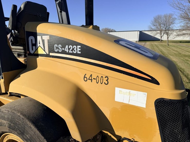 1992-caterpillar-cs-423e-image-16