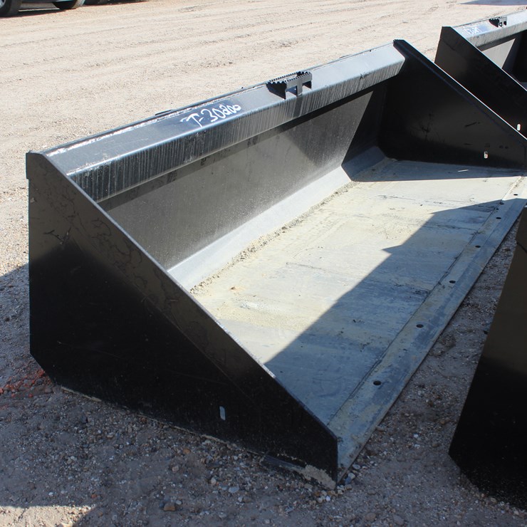 #30200 • 84IN LOW PROFILE GP BUCKET