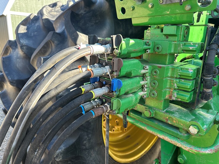 #32570-•-2012-john-deere-9360r-4x4-articulating-tractor-1rw9360rkep011018-image-21