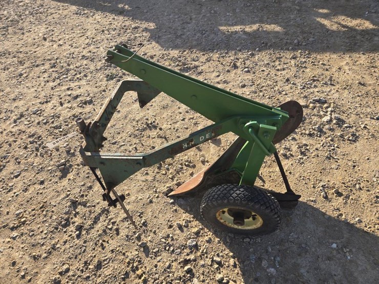 john-deere-30-image-5