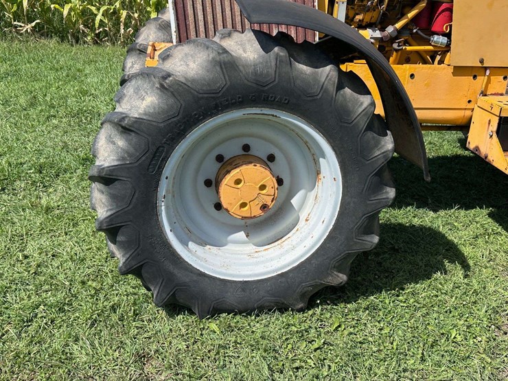 white-american-80-image-13