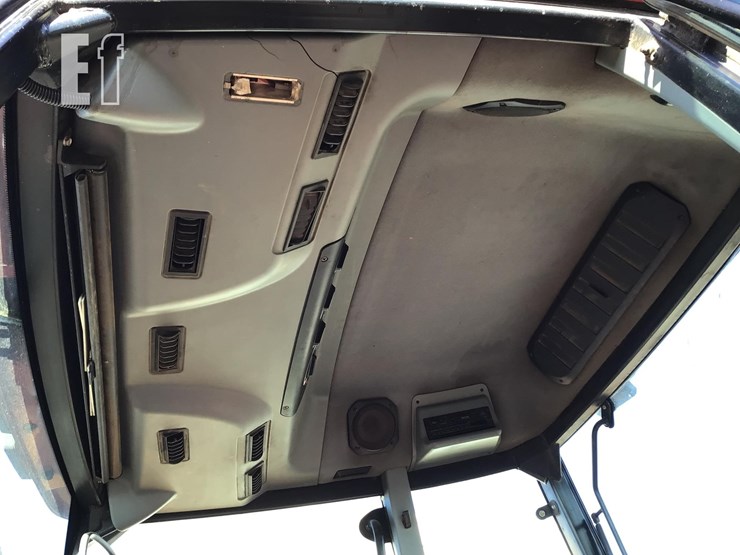 case-ih-mx135-image-12