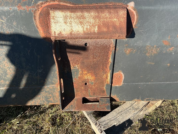 82”-material-bucket-image-9