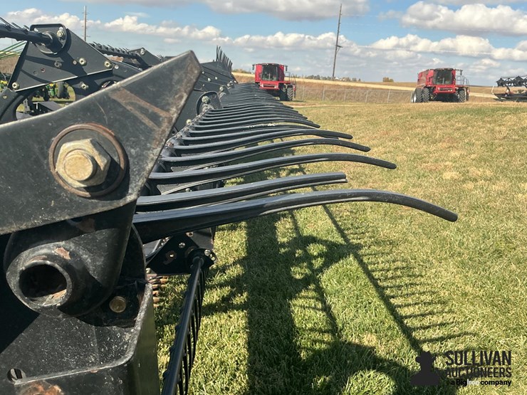 2004-case-ih-2062-image-11