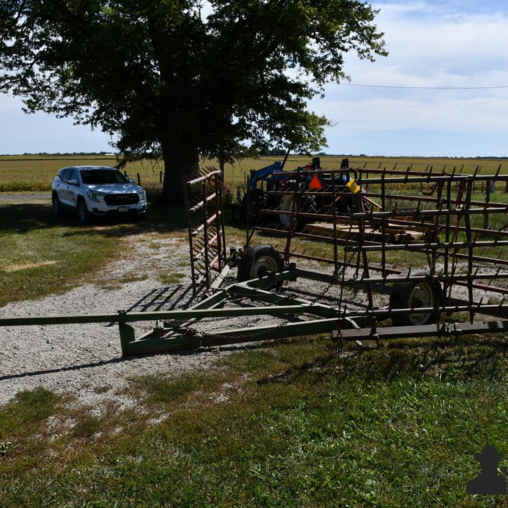 McFarlane WD-1014F 26' 5 Bar Spike Tooth Harrow