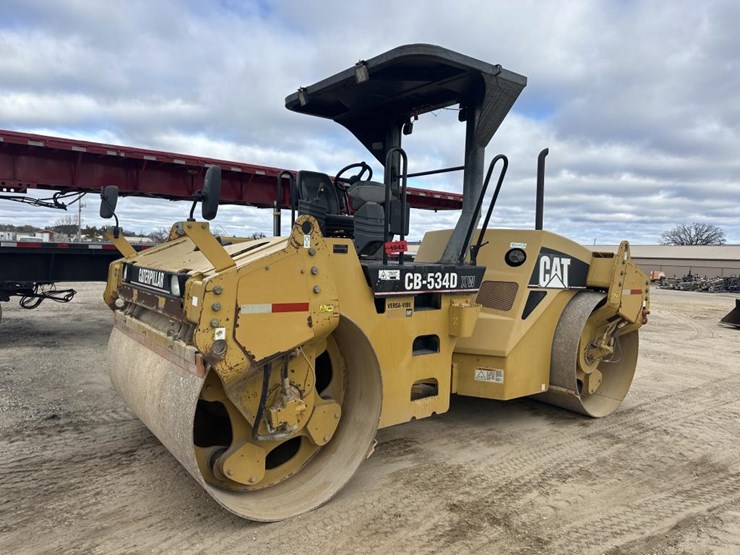 caterpillar-cb-534d-image-1