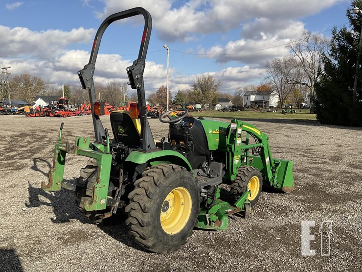 john-deere-2320-image-6