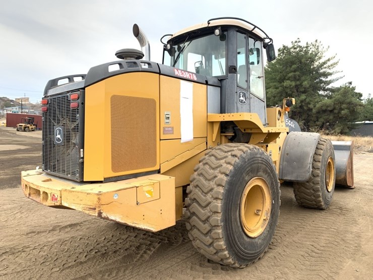 2012-deere-644k-image-3