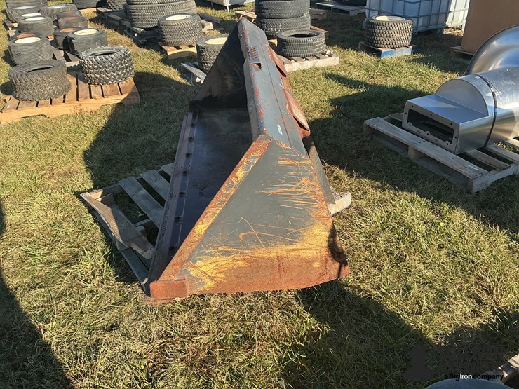 82”-material-bucket-image-8