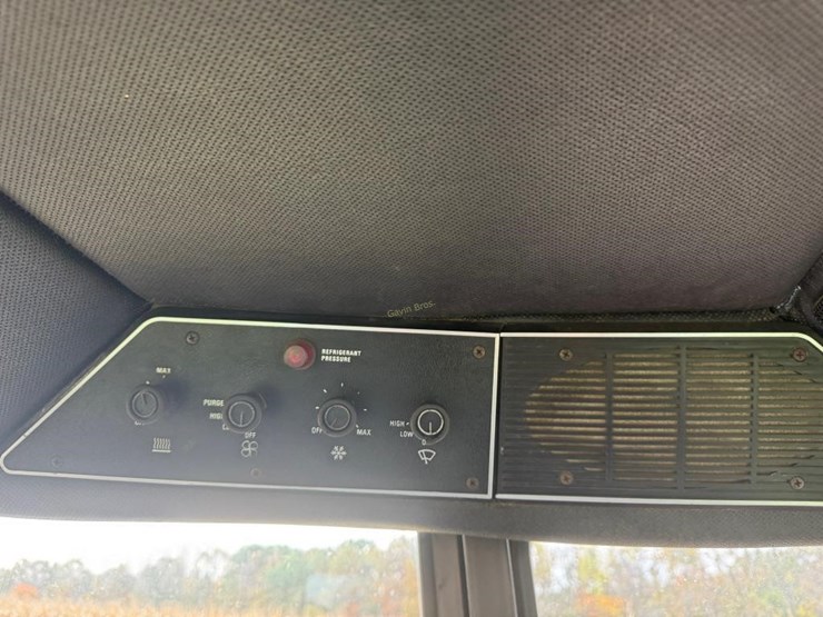 international-1586-image-22