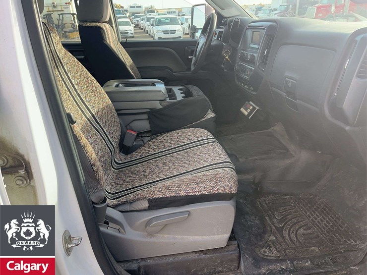 2016-gmc-sierra-2500hd-image-19