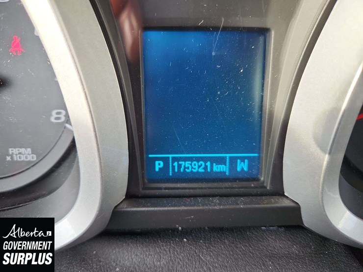 2014-chevrolet-equinox-image-21