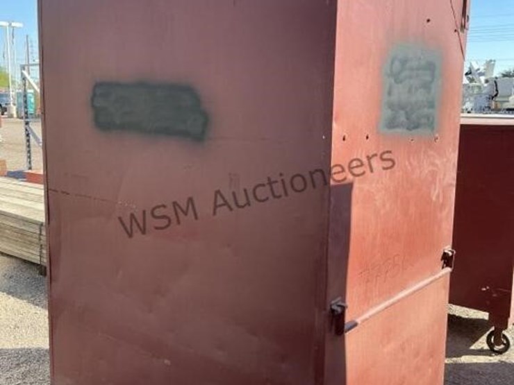 rolling-jobsite-work-cabinet-with-misc-tools-image-3