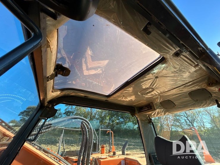 2014-doosan-dx235-lcr-image-76