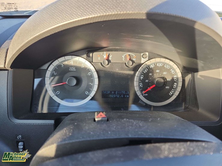 2008-ford-escape-xlt-image-9