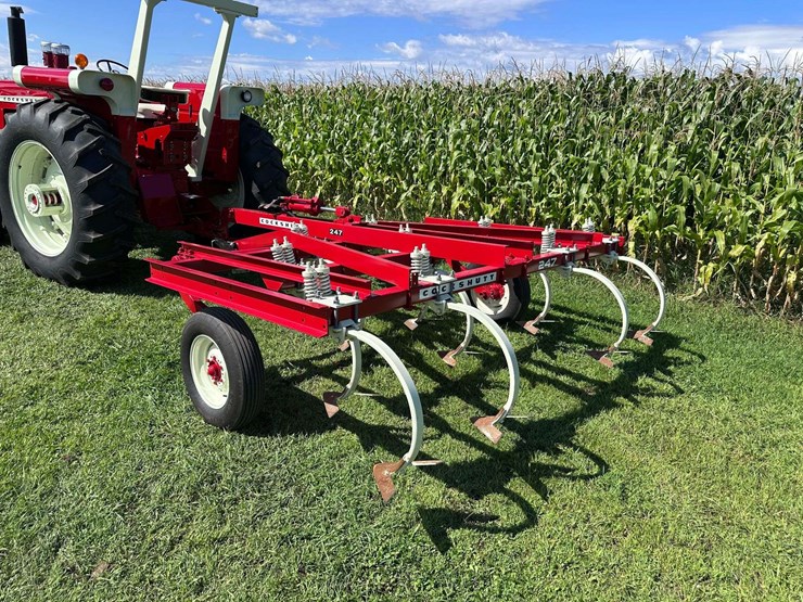 cockshutt-model-247-ripper-image-7