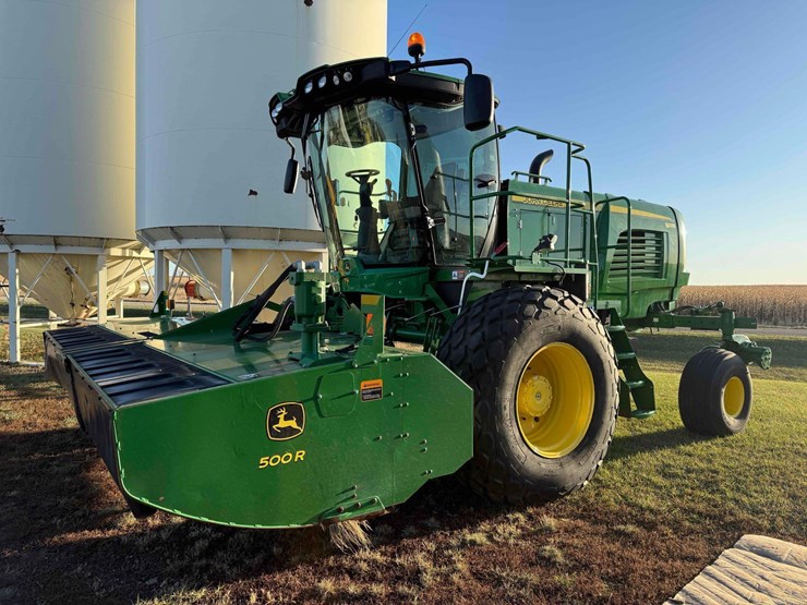 john-deere-w235-image-1