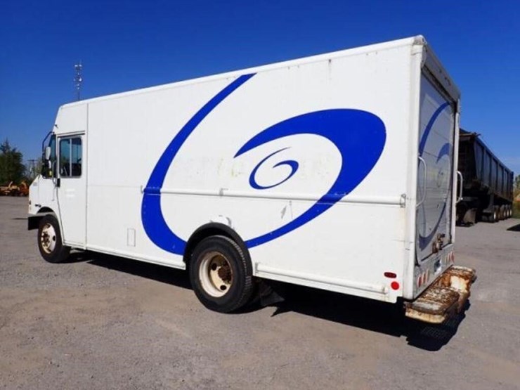 2008-freightliner-mt55-image-7