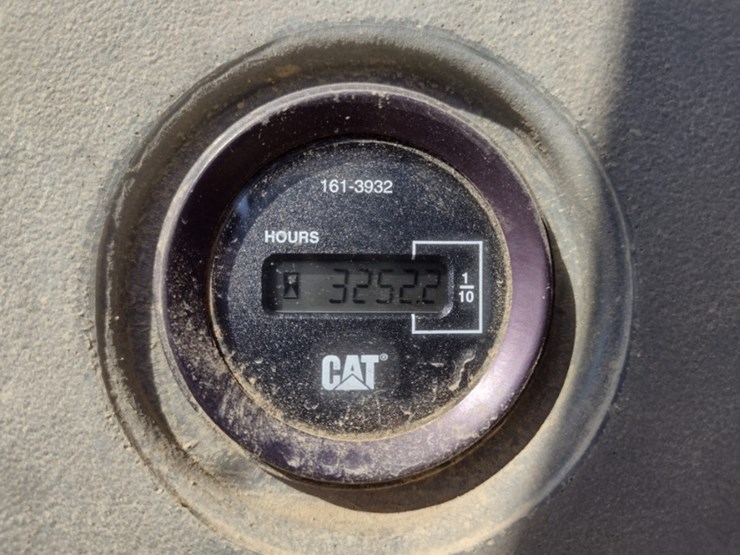 caterpillar-420d-image-6