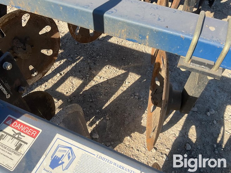 blu-jet-pivot-track-closer-image-12