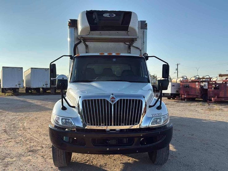 2020-international-mv607-image-2