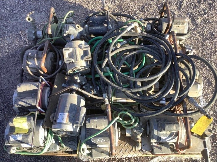 pallet-of-electric-pumps-image-5