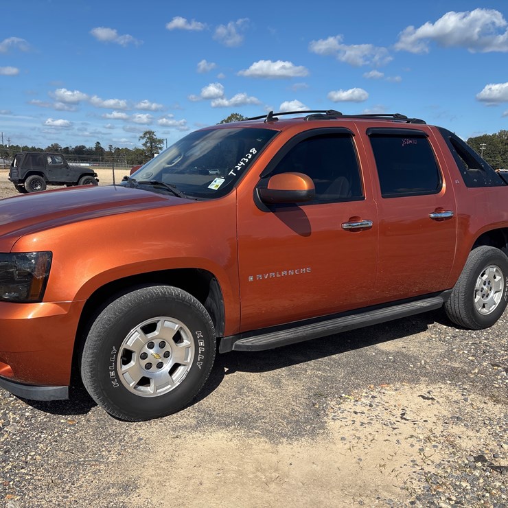 #24328 • 2007 CHEVROLET AVALANCHE
